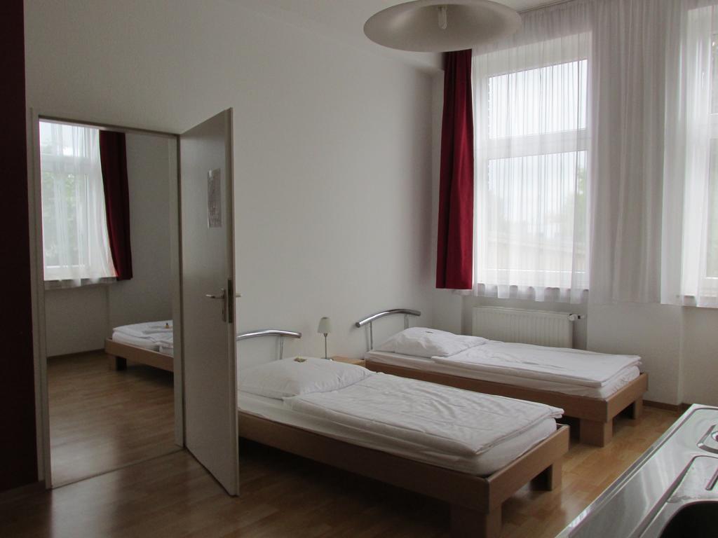 Hotel Westend Koln Ruang foto